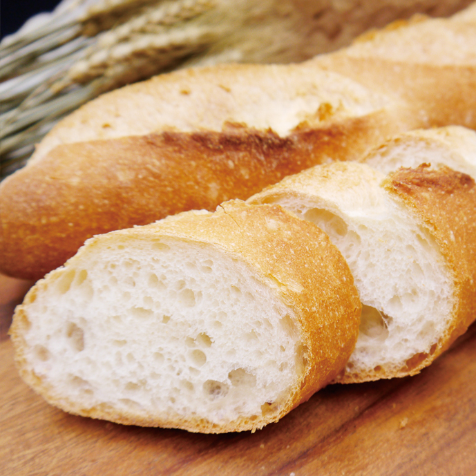 香ばしさとパリッとした歯ごたえ ほのかな甘さの フランスパン ハードパン パン工房カワ